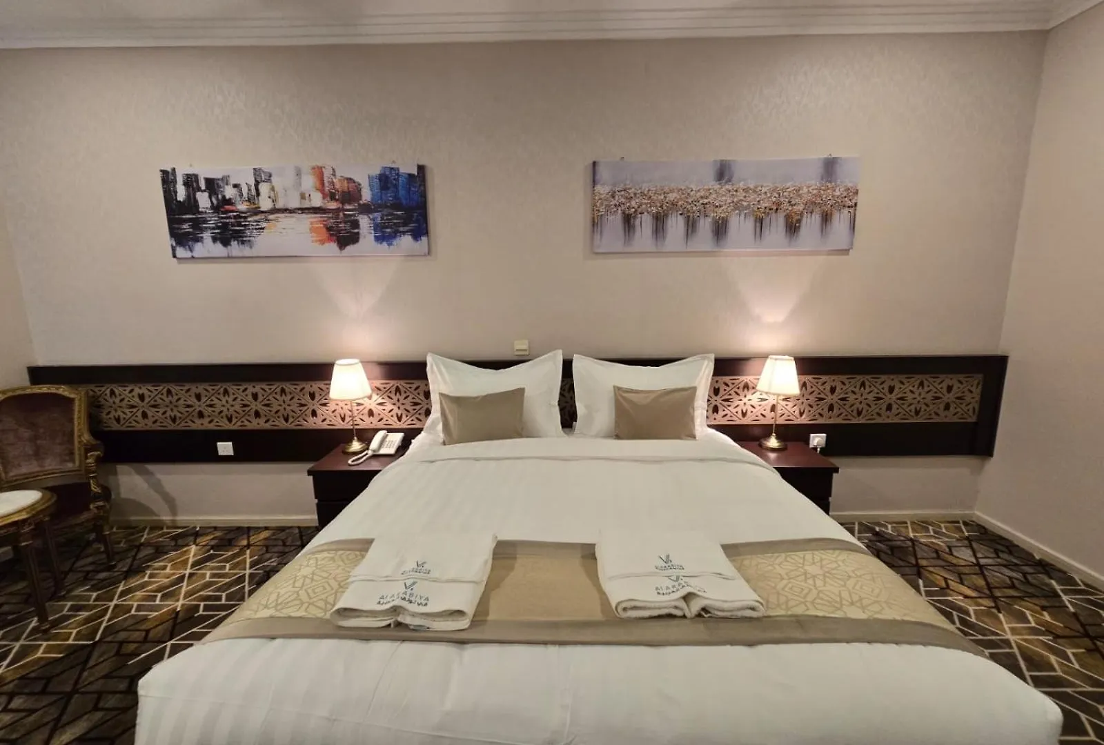 v12alarabiya Otel Mekke Suudi Arabistan